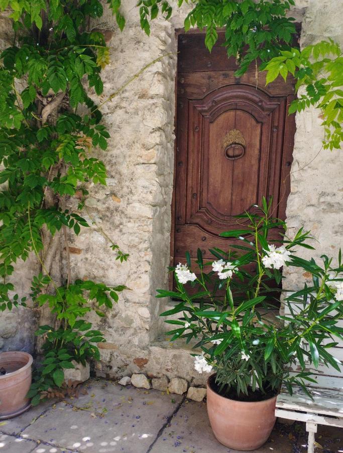 Chez Les Filles Bed & Breakfast Dions Exterior foto