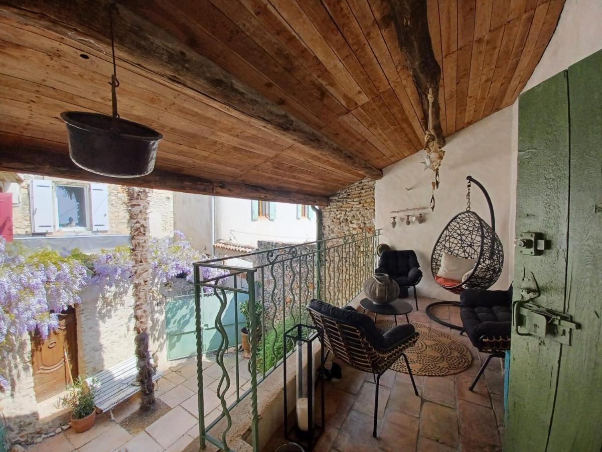 Chez Les Filles Bed & Breakfast Dions Exterior foto