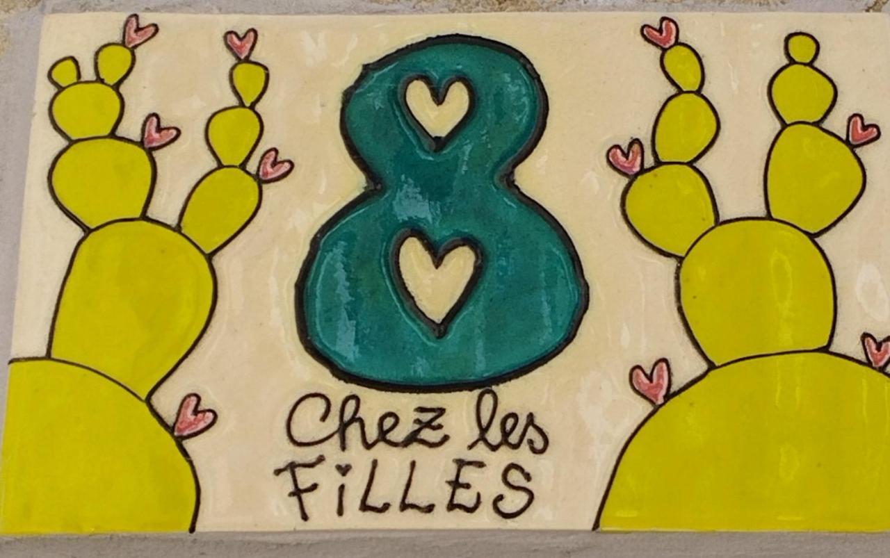 Chez Les Filles Bed & Breakfast Dions Exterior foto